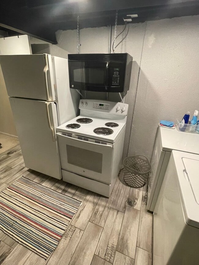 Building Photo - 1 Bed 1 Bath