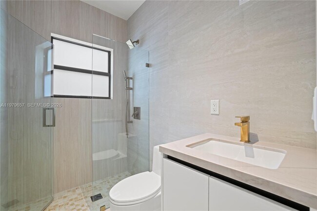 Building Photo - 3187 SW 23rd St