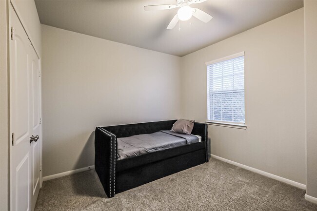 Building Photo - 6214 Scott Way