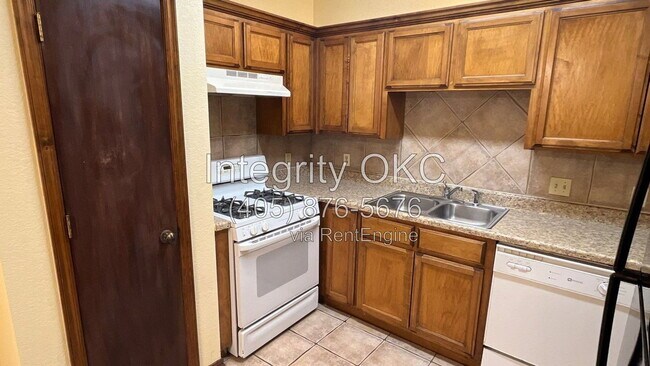 Building Photo - 642 Welston Cir