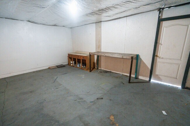 Building Photo - 2/2.5 Gated Community near FSU with Water ...