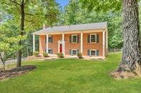 Building Photo - 2637 Coachman Cir