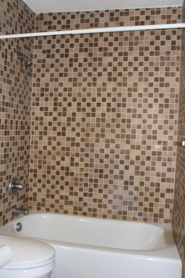 Building Photo - 2248 Winston Way