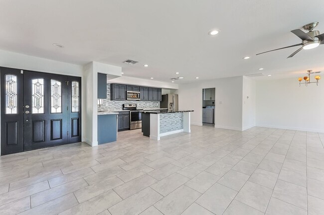 Building Photo - Massive Remodeled Tri-Level Near ASU with Diving Pool