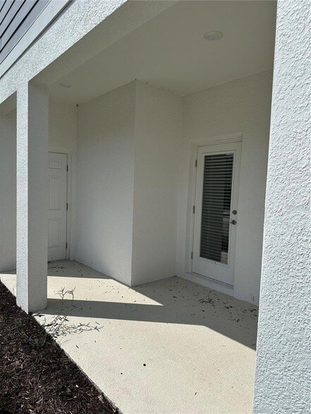 Building Photo - 2525 Relaxing Ln