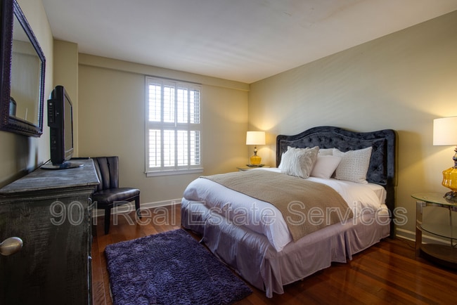 Building Photo - 109 N Main St