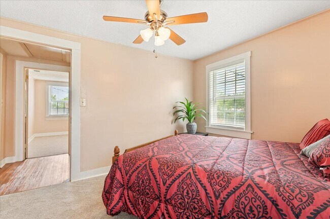 Building Photo - Move-In Special: $300 Off First Month if You Move by Feb 28, 2026!