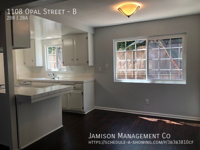 Building Photo - 1108 Opal St