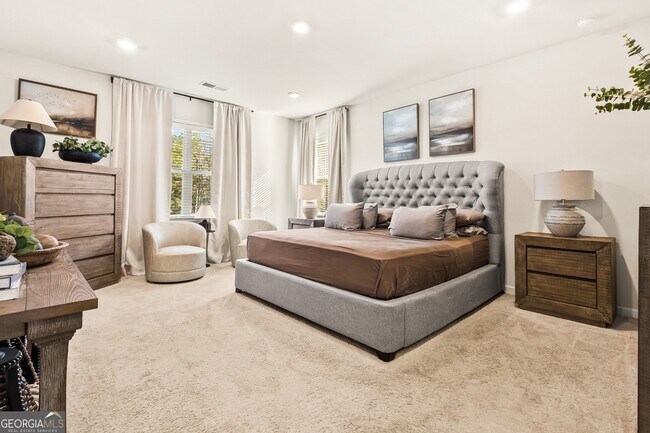 Building Photo - 295 Birdie Cir