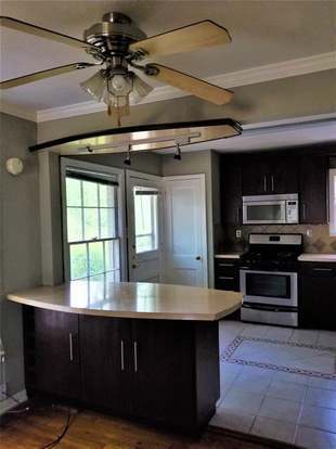 Building Photo - 3616 W Seminary Dr