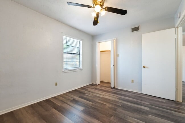 Building Photo - Charming 2BR Condo in Waco