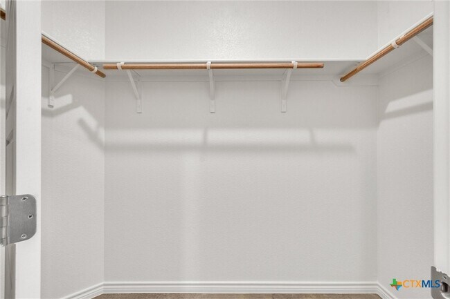 Building Photo - 3902 American Elm