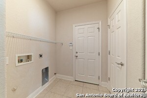 Building Photo - 7110 Hovingham