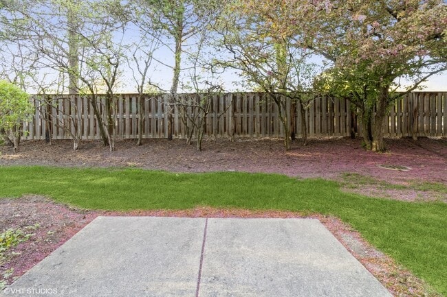 Building Photo - 4780 Amber Cir