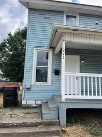 Building Photo - 272 N 5th St