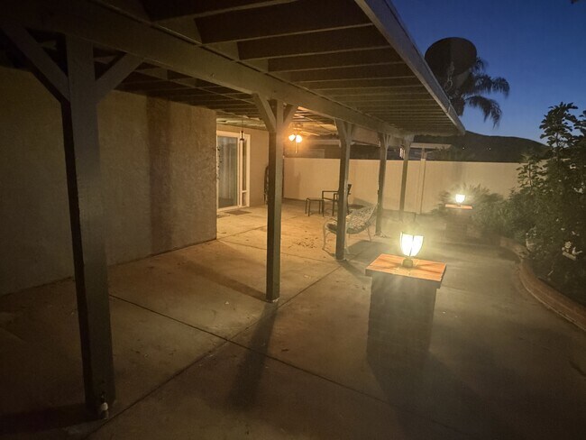 Building Photo - 28133 Vía Domador