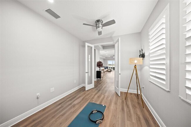 Building Photo - 997 Crosswind Ave
