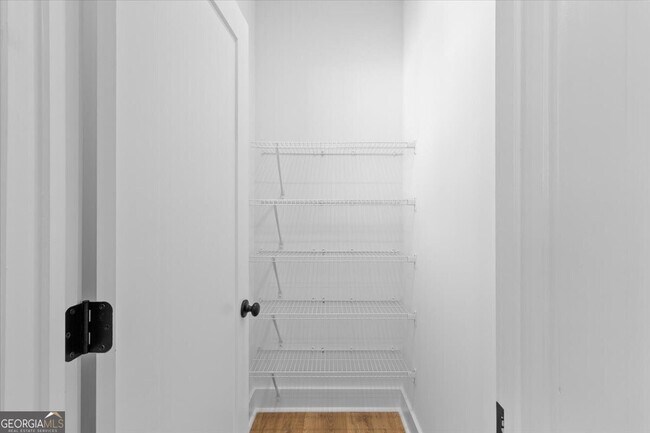 Building Photo - 3376 Macaiva Aly