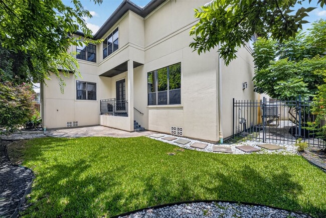 Building Photo - 3515 Durness Way