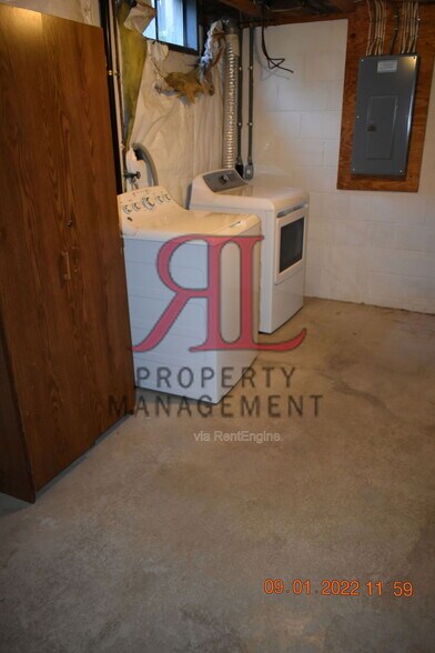 Building Photo - 171 Malloy Ln