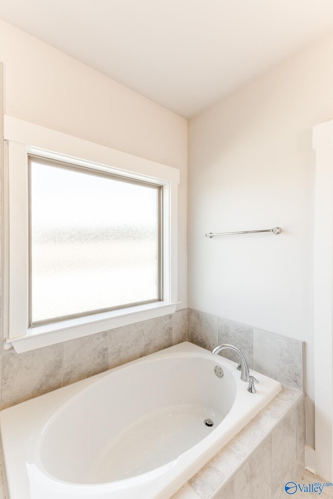 Building Photo - 125 Caspian Ln