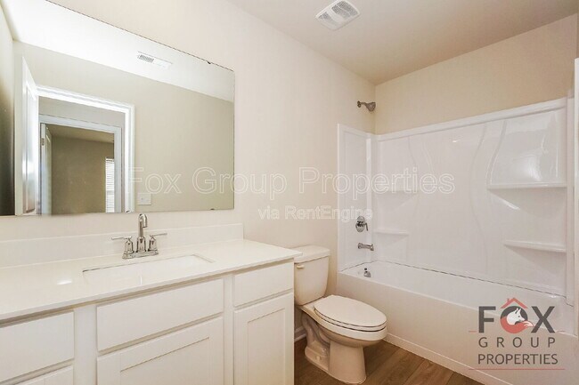 Building Photo - 143 Arden Ct