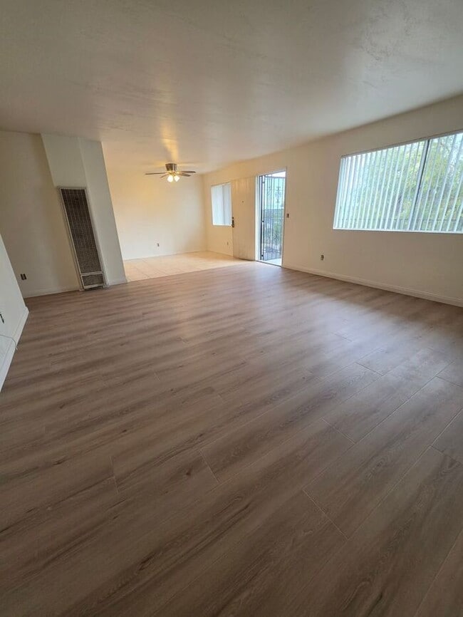 Building Photo - 1/2 off 1st Months Rent!! Summer Special on Santa Margarita (3BR/2BA)