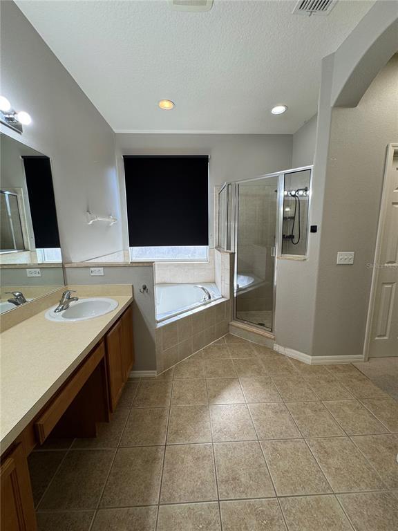 Building Photo - 2112 Bunker View Ct