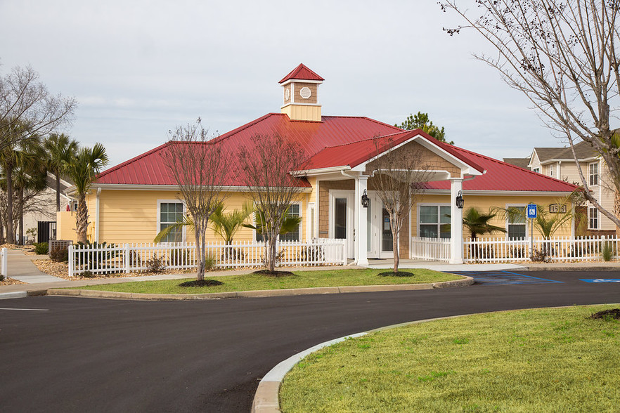 Leasing Office - Arbors on Fourth