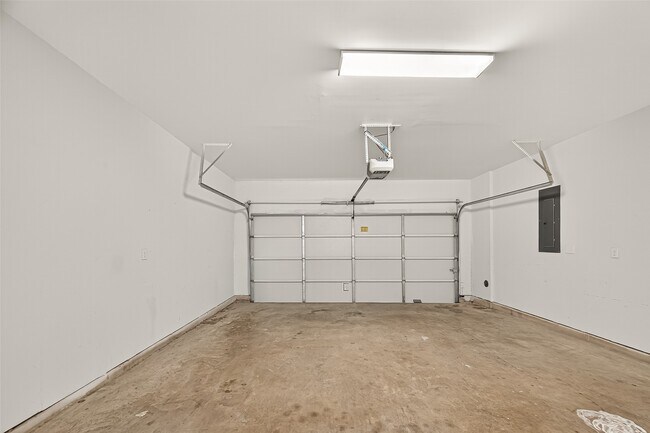 Building Photo - 1735 Eado Point Ln