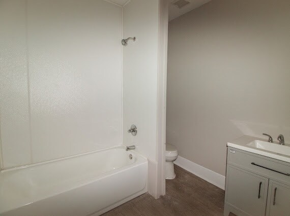 Building Photo - 820 McMillon Ave