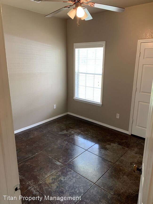 Building Photo - 2 br, 1.5 bath House - 918 S Shady Lane