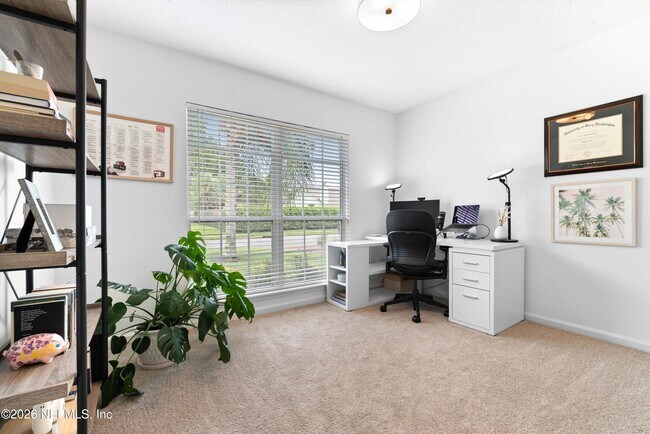 Building Photo - 1442 Laurel Oak Dr