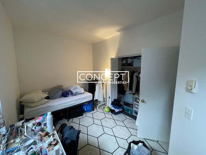 Building Photo - 774 Columbus Ave