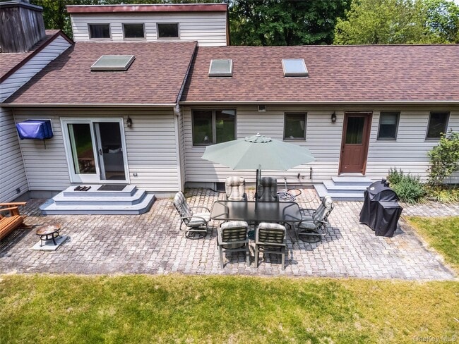 Building Photo - 67 Belleview Ave