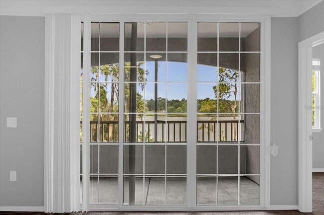 Building Photo - 3250 Corona Village Way