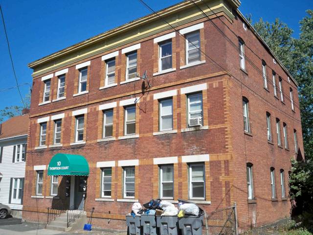 2nd floor unit 3 - 10 Thompson Ct