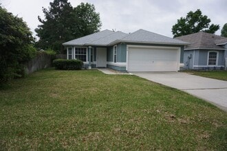 Building Photo - 3 bedroom home in Julington Creek