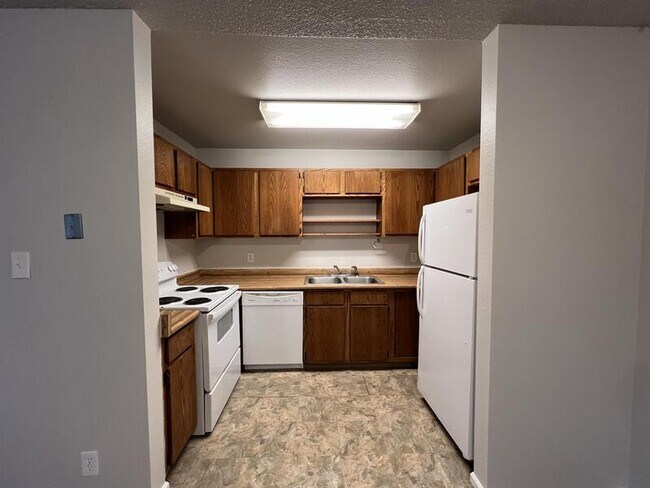 Building Photo - 714 Dell Range Blvd