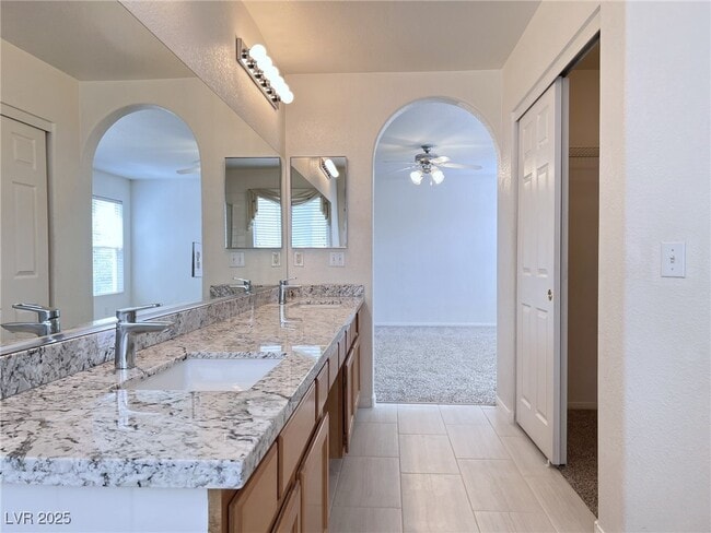 Building Photo - 10229 Abano Ct