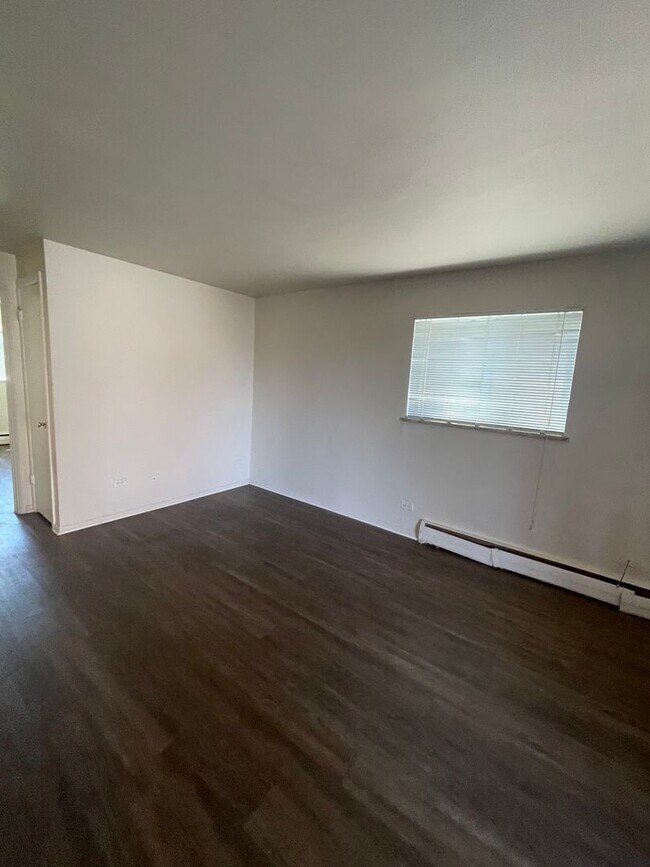Interior Photo - 5532 S Grant St.