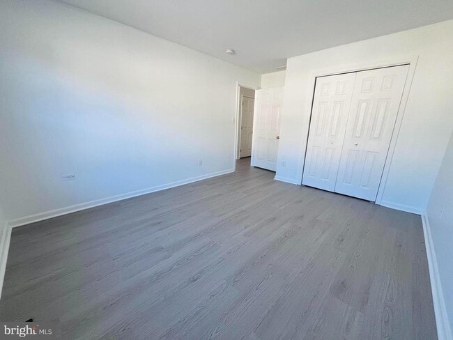 Building Photo - 204 Beckington Ct