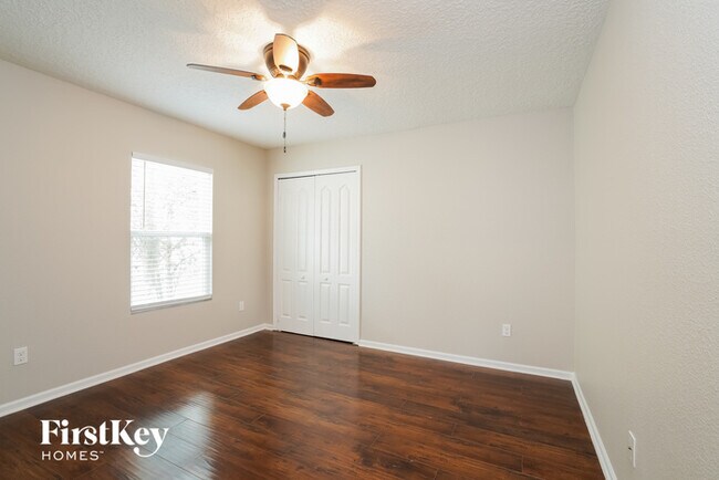 Building Photo - 4260 Great Falls Loop