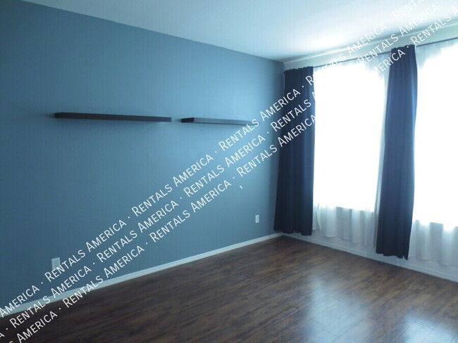 Building Photo - 1160 W Argon St