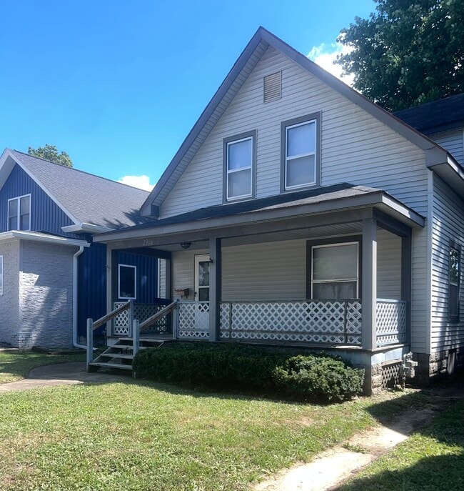 Primary Photo - 2306 Broadway St