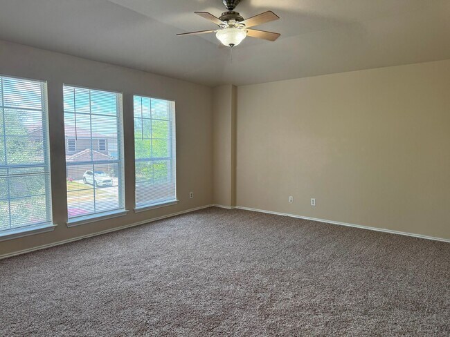 Building Photo - 9061 Clearwood Pth