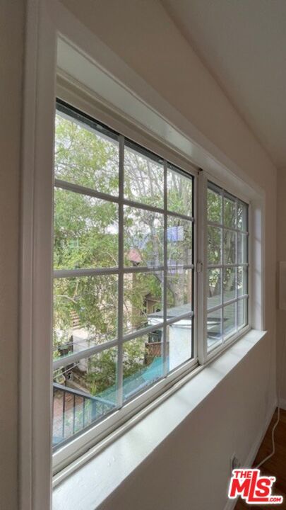 Building Photo - 4112 Ocean View Blvd