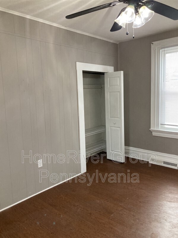 Building Photo - 605 Mt Pleasant St