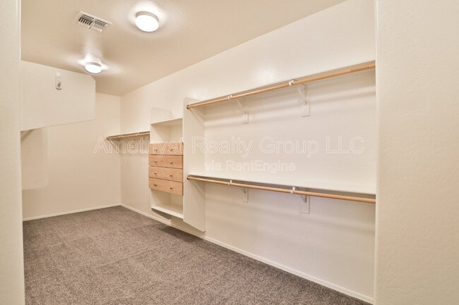 Building Photo - 17343 W Oberlin Way