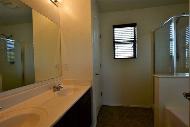 Building Photo - 4 Bed 2.5 Bath in Power Ranch! Hurry on this one, Corner lot!